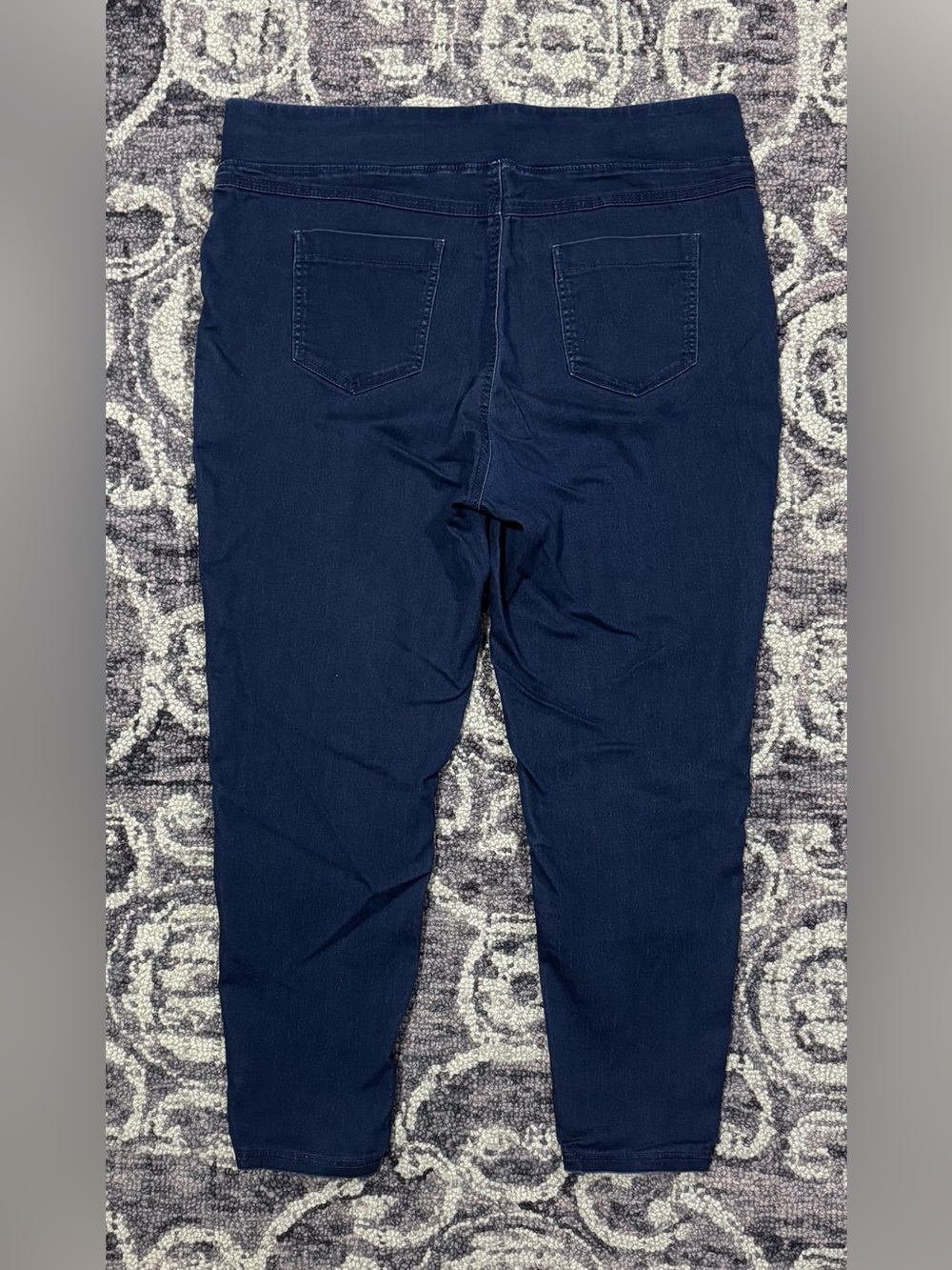 Terra & Sky Women's Plus Size Denim Wash Jeggings! Size 1X (16W-18W). - Picture 12 of 13